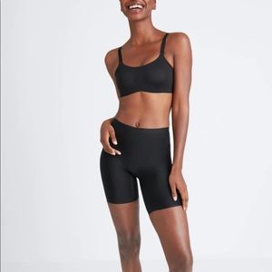 3 for $20 🔥 Knix 8-in-1 evolution bra in black/beige (reversible)